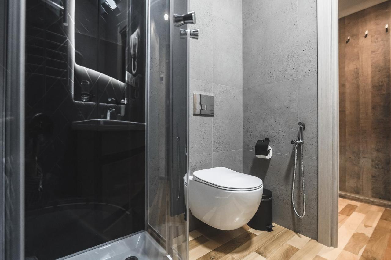 Pieno Piano Hotel Rivne Buitenkant foto